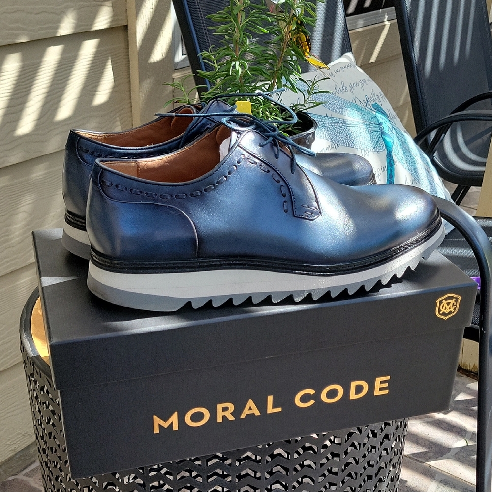 Blue Leather Oxfords with Ripple Sole